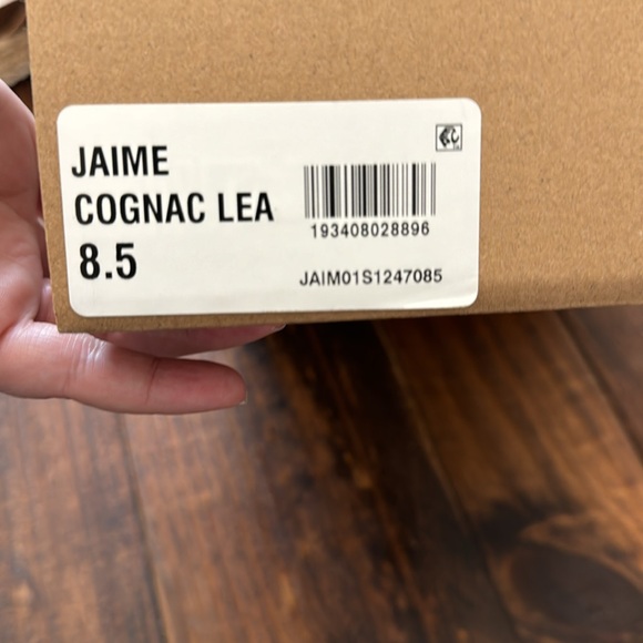 STEVE MADDEN Jamie sandal side 8.5. EUC - Picture 5 of 6